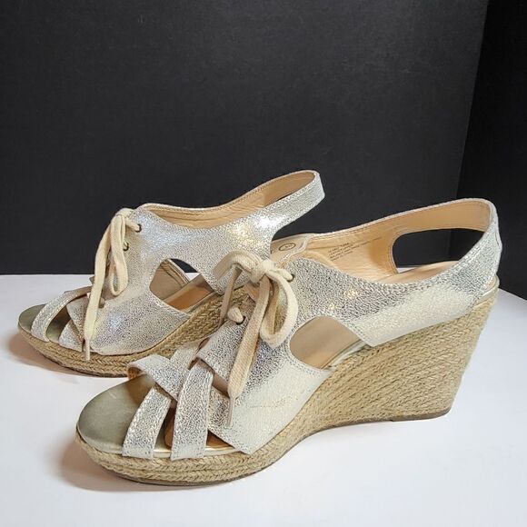 Bella Vita Gold Wedge Sandals - Picture 1 of 10